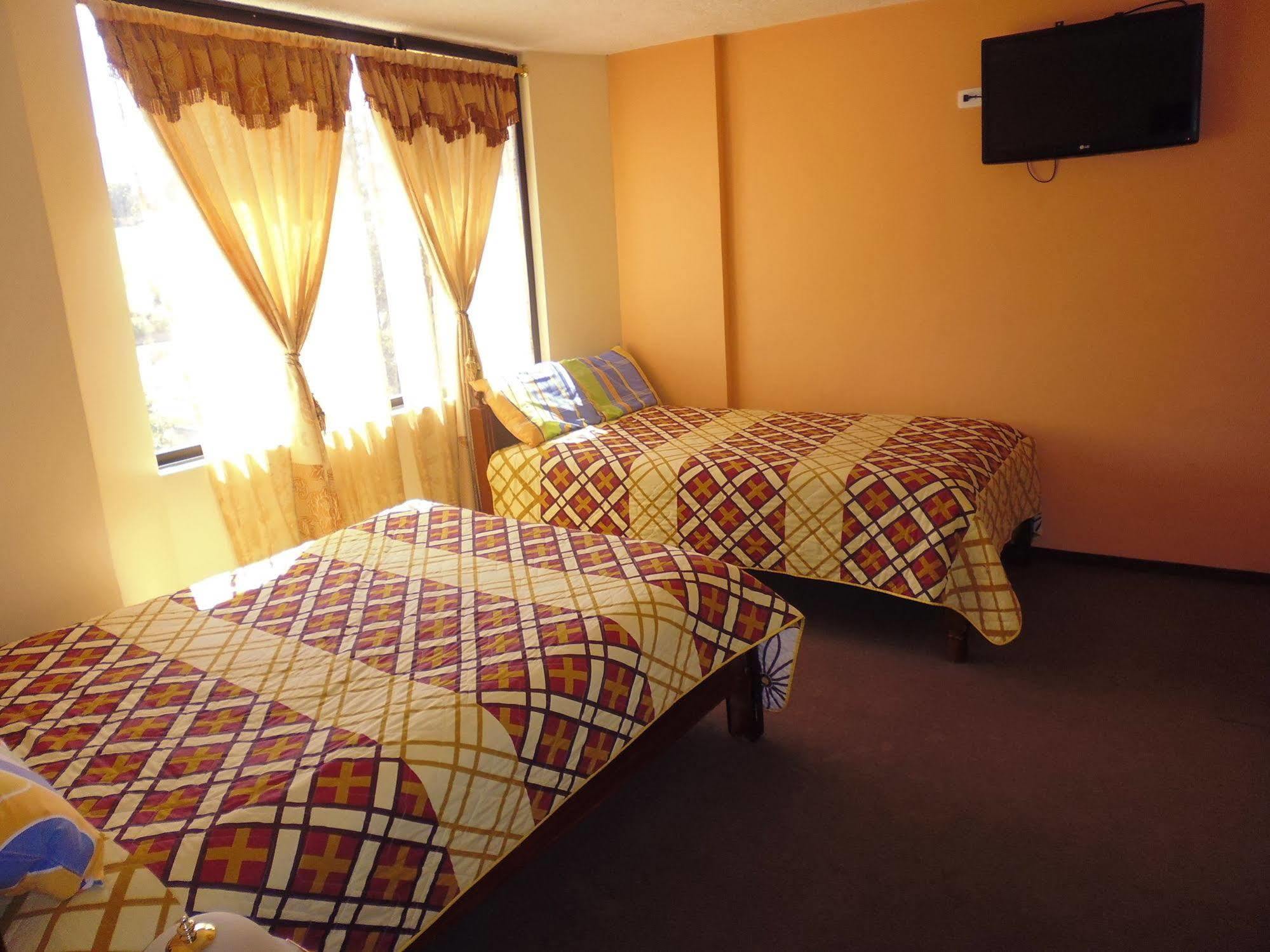 Hotel Residencial El Viajero Tababela Eksteriør bilde